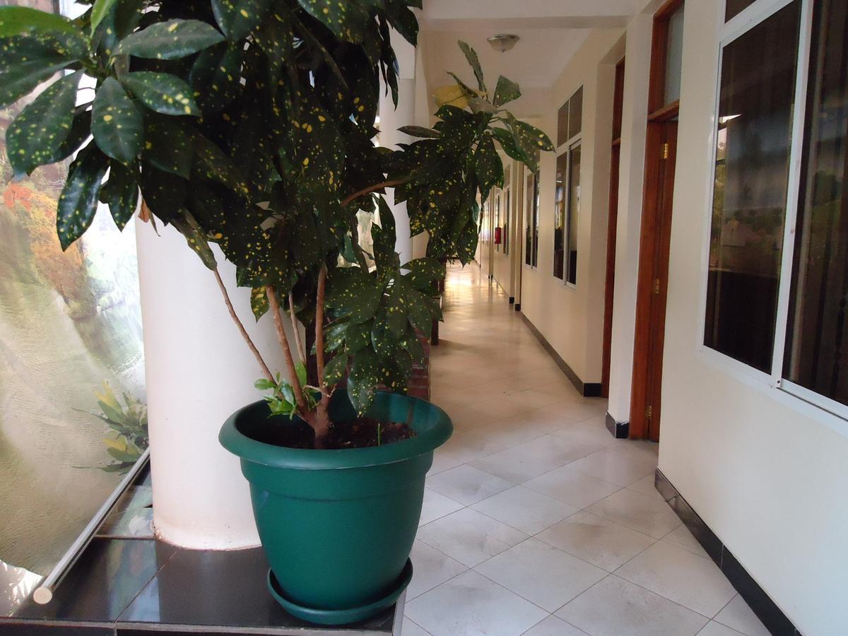 Snow View Hotel Boma la Ngombe Esterno foto