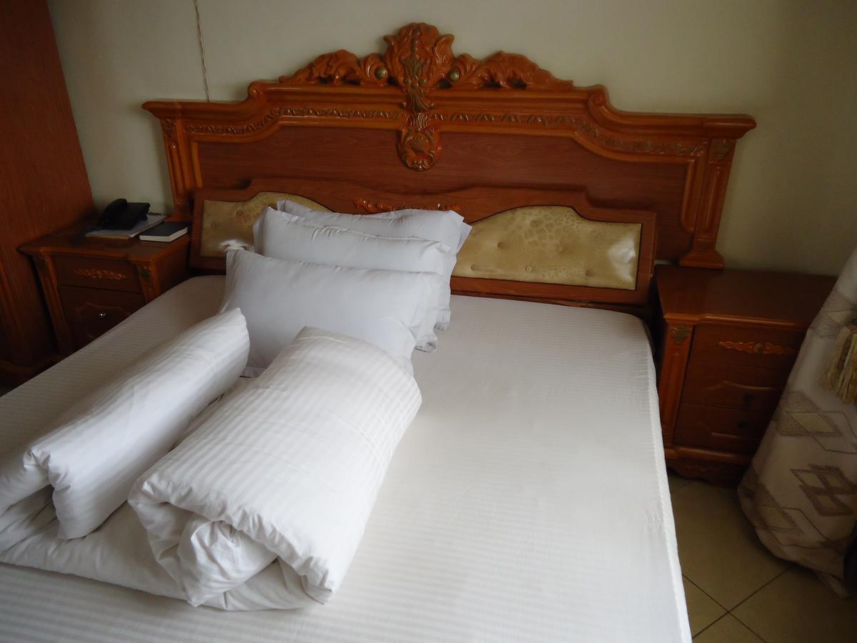 Snow View Hotel Boma la Ngombe Esterno foto