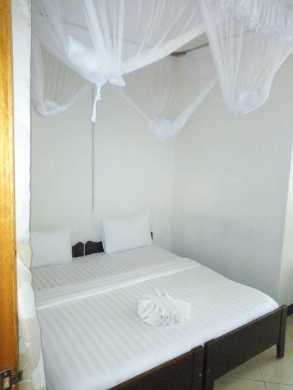 Snow View Hotel Boma la Ngombe Esterno foto
