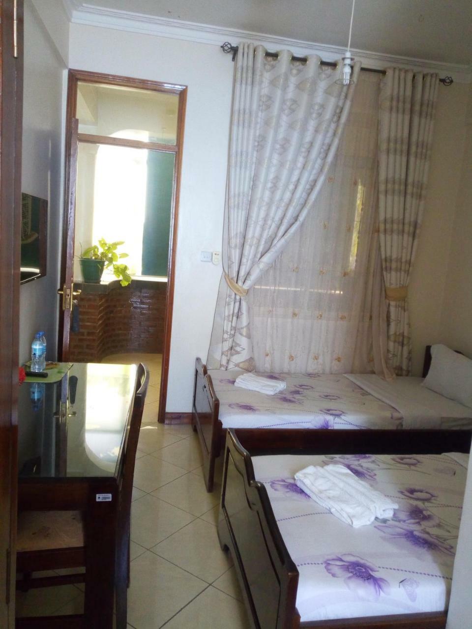 Snow View Hotel Boma la Ngombe Esterno foto