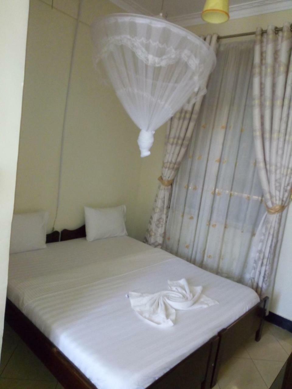 Snow View Hotel Boma la Ngombe Esterno foto